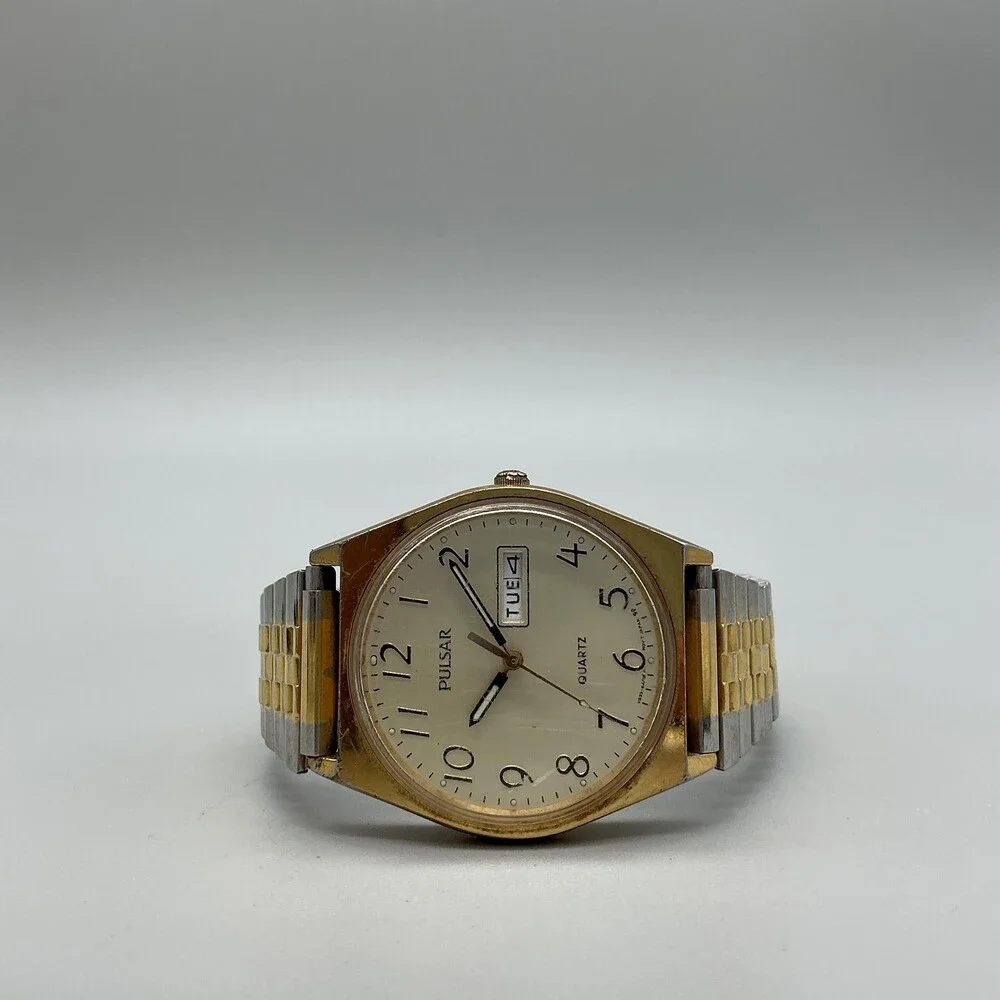 Vintage Pulsar Mens Watch 34mm V533-8A70 Two Tone Day Date Stretch New Battery